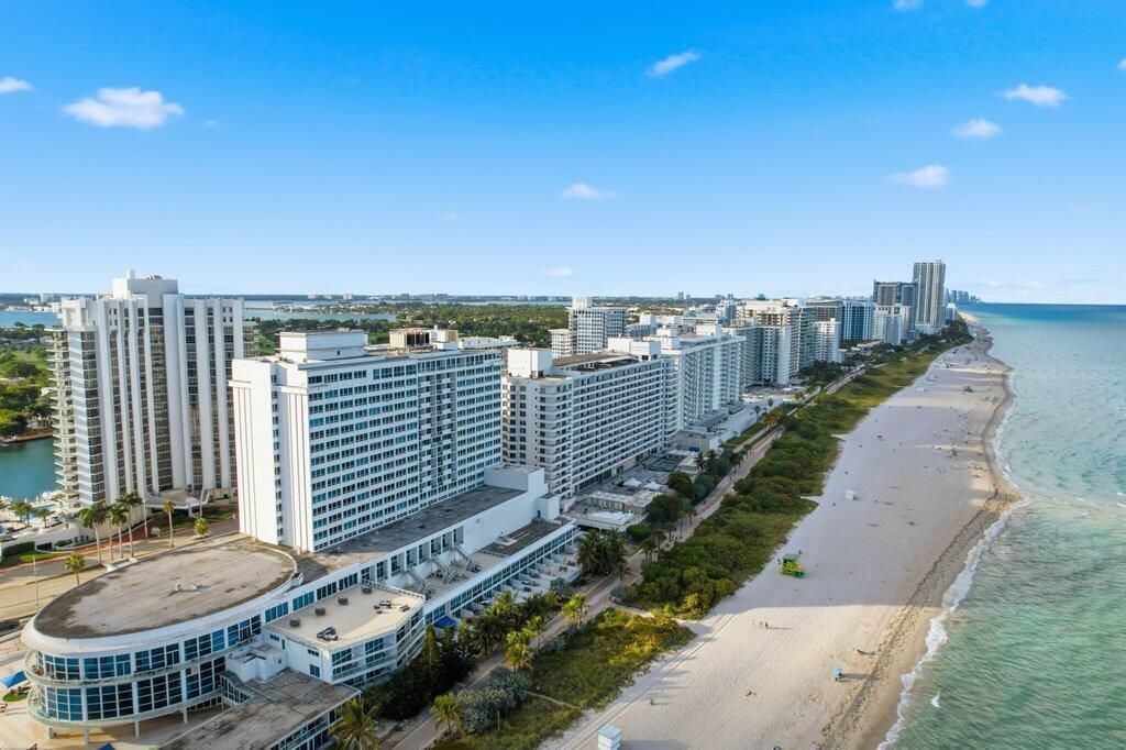 5555 Collins Avenue, Unit 16p, Miami Beach, FL 33140 Photo