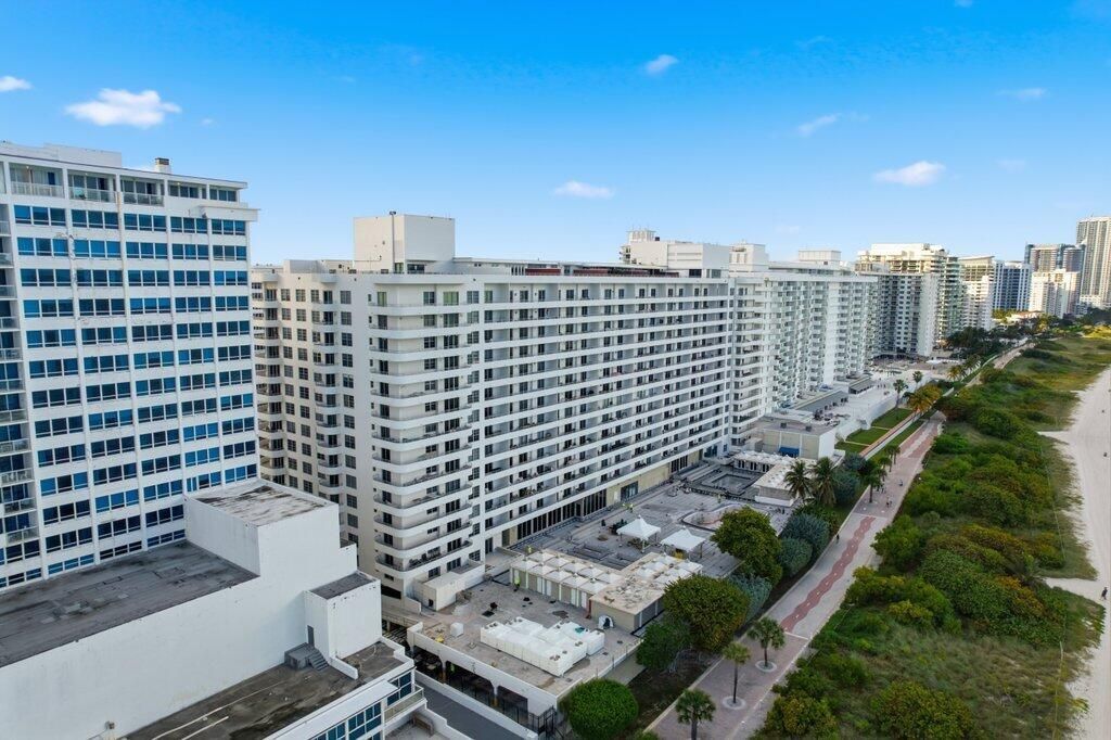 5555 Collins Avenue, Unit 16p, Miami Beach, FL 33140 Photo