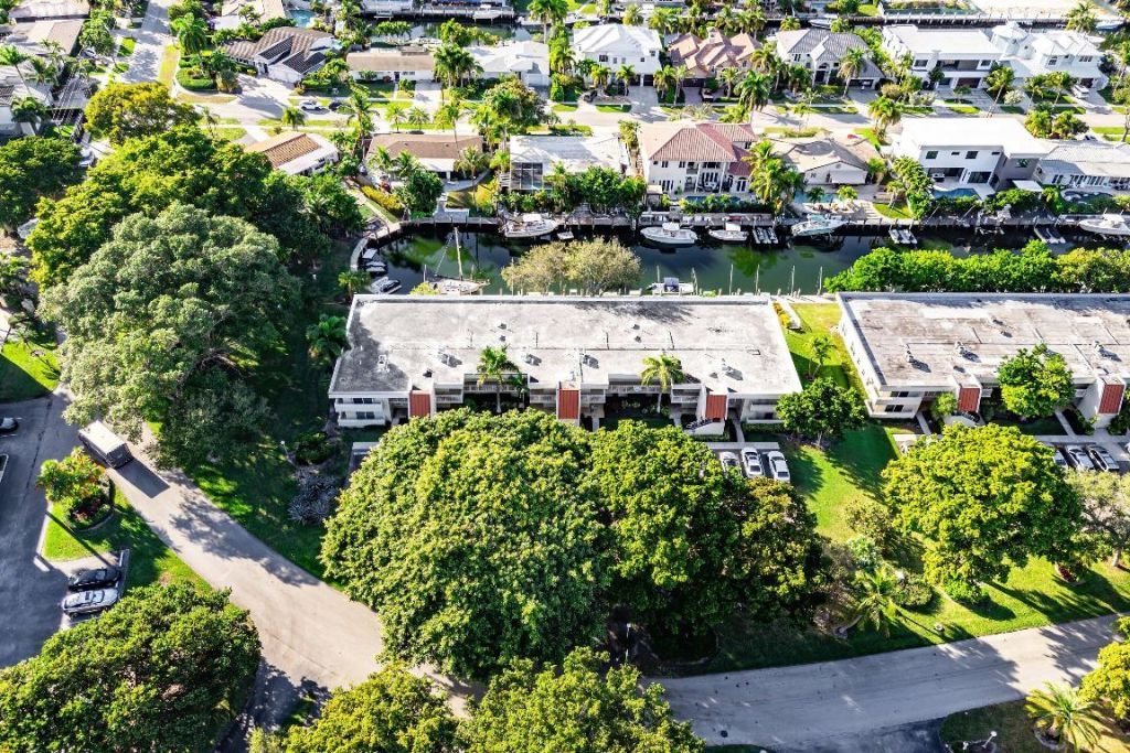 3125 NE 48th Court, Unit 220, Lighthouse Point, FL 33064 Photo