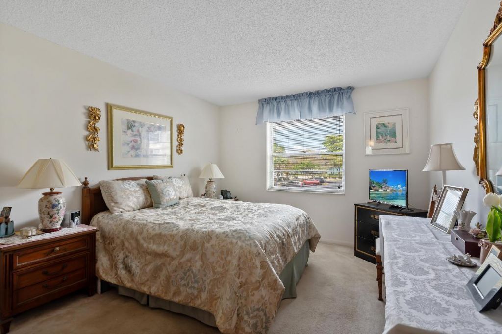 4980 E Sabal Palm Boulevard, Unit 226, Tamarac, FL 33319 Photo