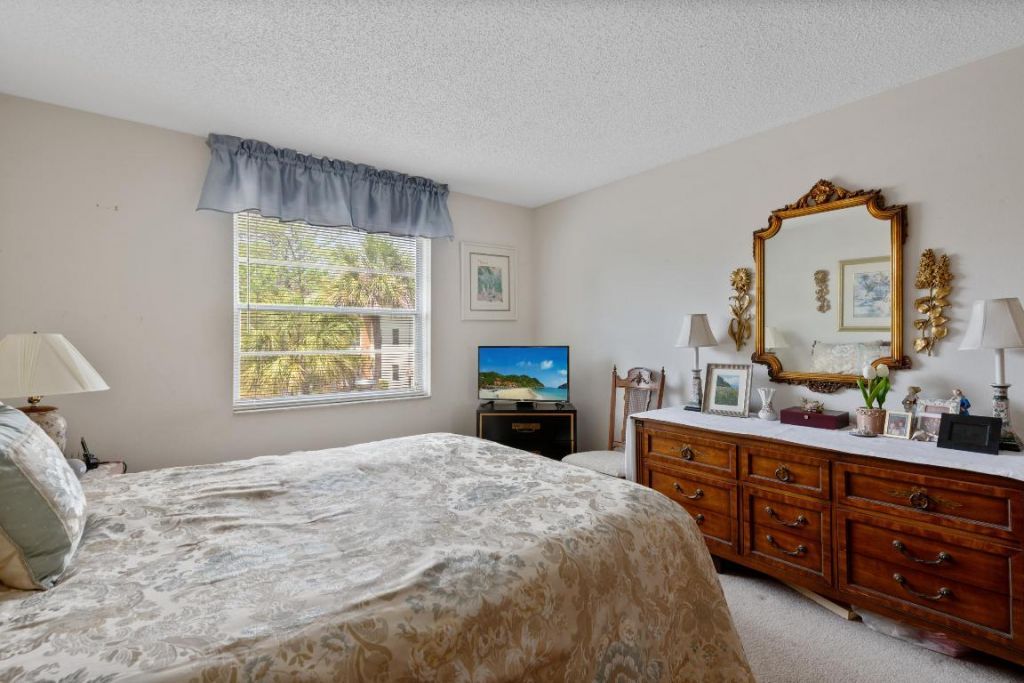 4980 E Sabal Palm Boulevard, Unit 226, Tamarac, FL 33319 Photo