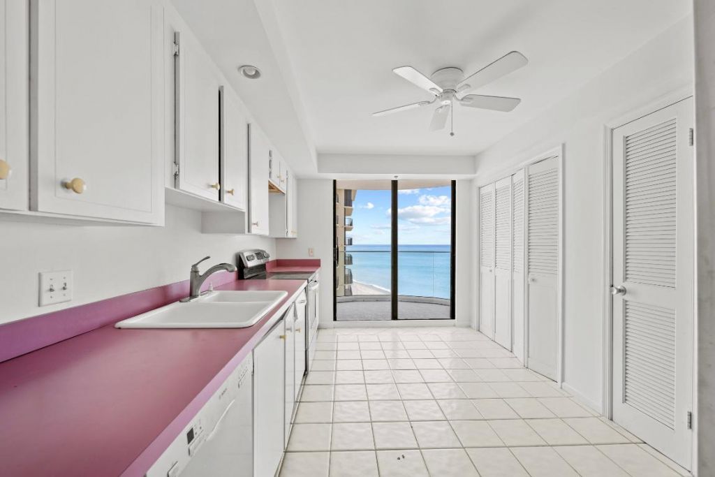 100 Beach Road, Unit 801, Tequesta, FL 33469 Photo