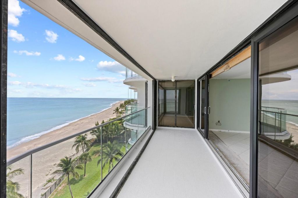 100 Beach Road, Unit 801, Tequesta, FL 33469 Photo