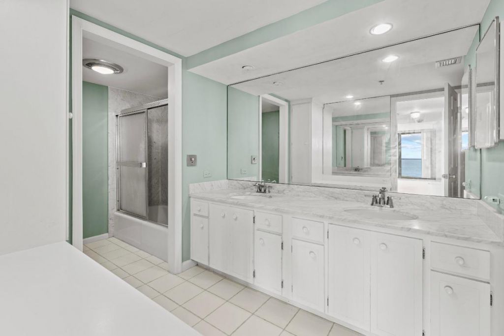 100 Beach Road, Unit 801, Tequesta, FL 33469 Photo