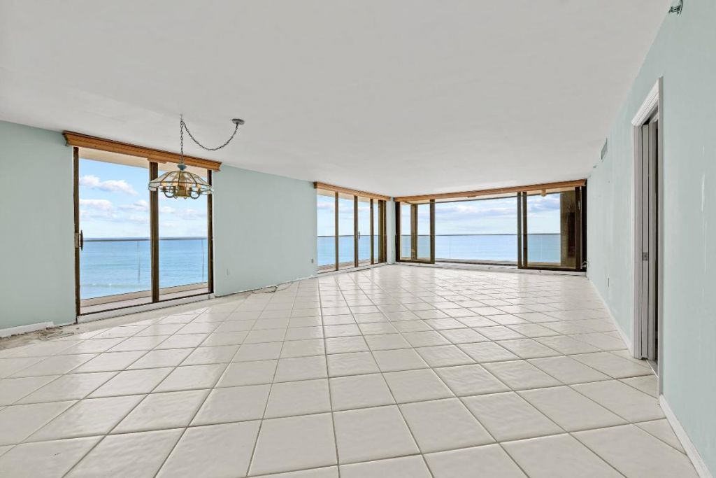 100 Beach Road, Unit 801, Tequesta, FL 33469 Photo