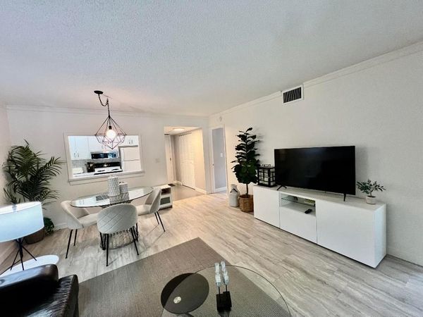 5640 SW 3rd Place, Unit 217, Margate, FL 33068