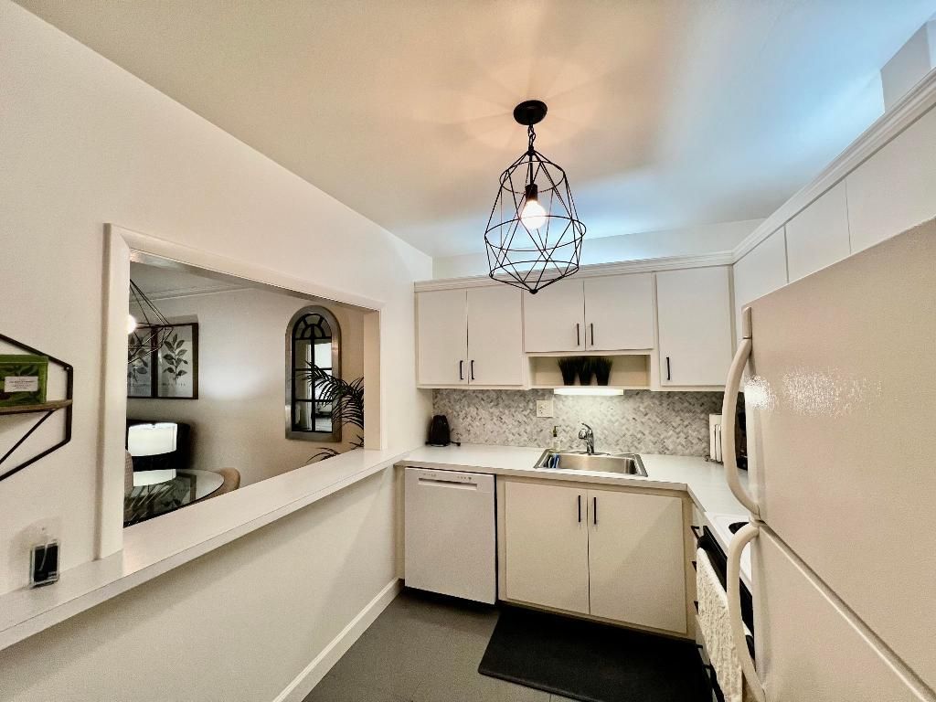 5640 SW 3rd Place, Unit 217, Margate, FL 33068 Photo