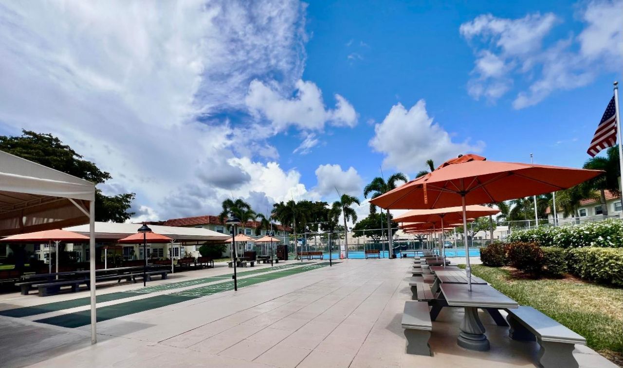 5640 SW 3rd Place, Unit 217, Margate, FL 33068 Photo