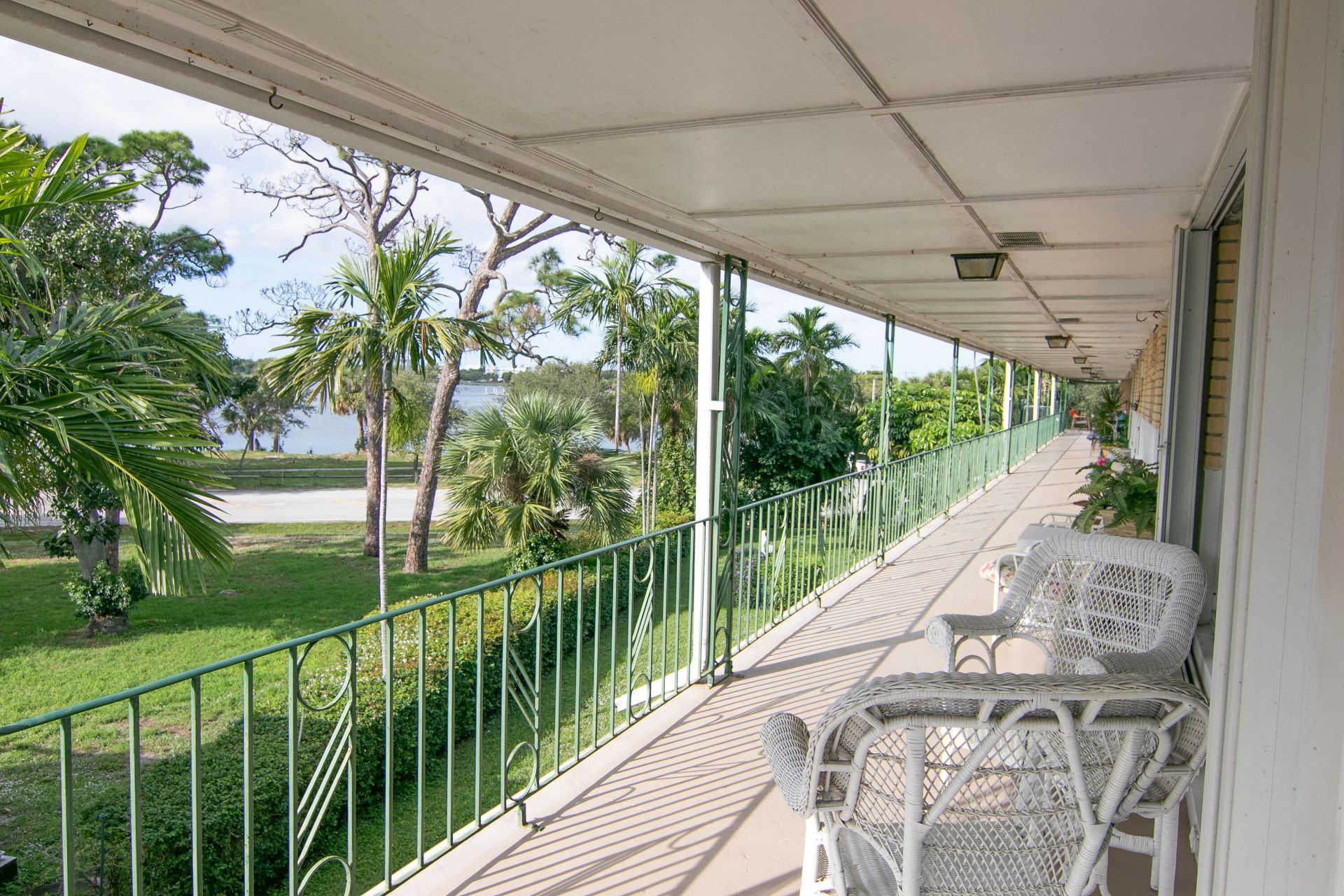 4056 Lake Osborne Drive, Unit 15, Lake Worth Beach, FL 33461 Photo