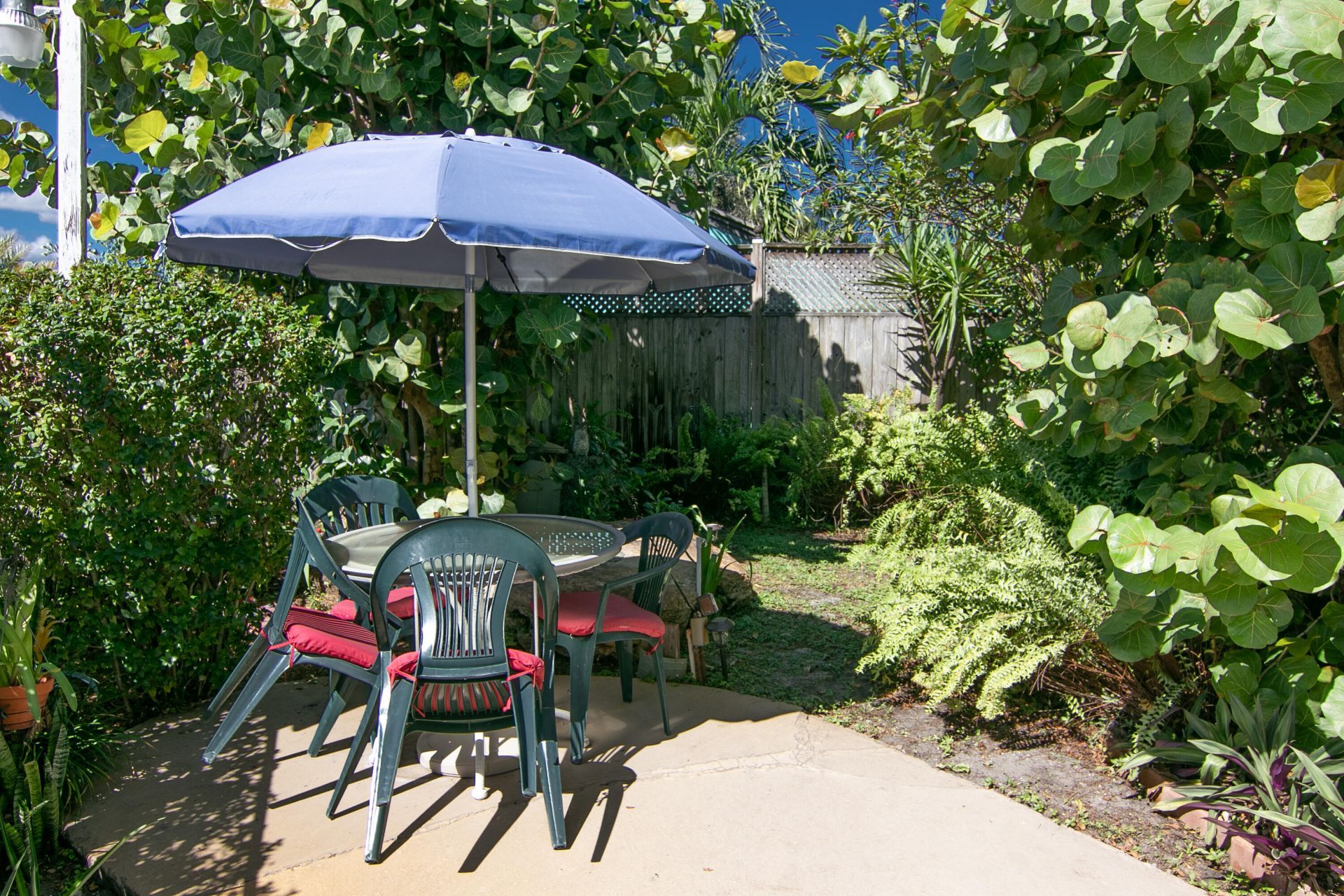 4056 Lake Osborne Drive, Unit 15, Lake Worth Beach, FL 33461 Photo