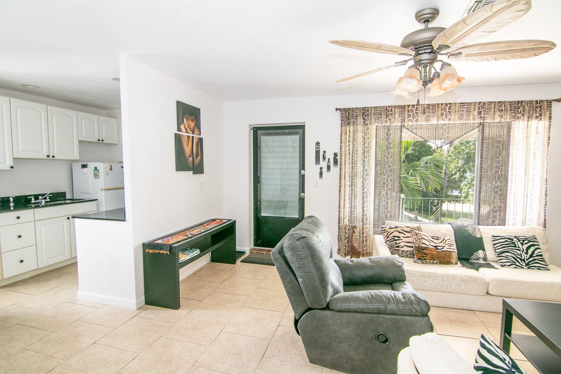 4056 Lake Osborne Drive, Unit 15, Lake Worth Beach, FL 33461 Photo