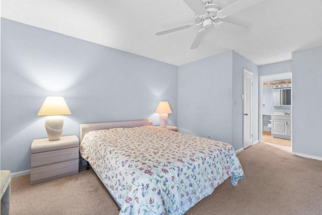 2 Golfs Edge, Unit D, West Palm Beach, FL 33417 Photo