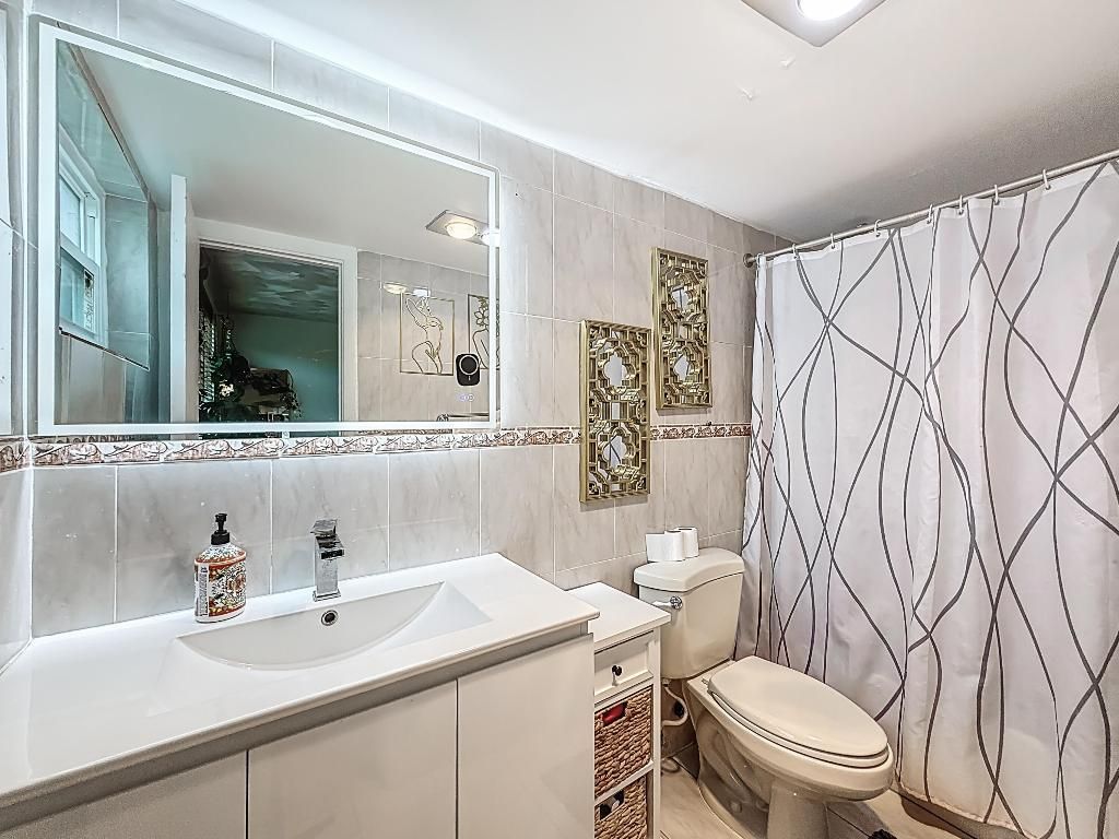 1101 NE 191st Street, Unit H213, Miami, FL 33179 Photo