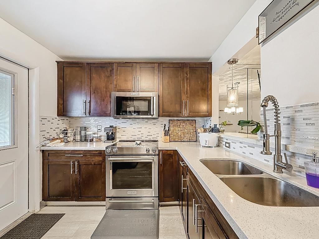 1101 NE 191st Street, Unit H213, Miami, FL 33179 Photo