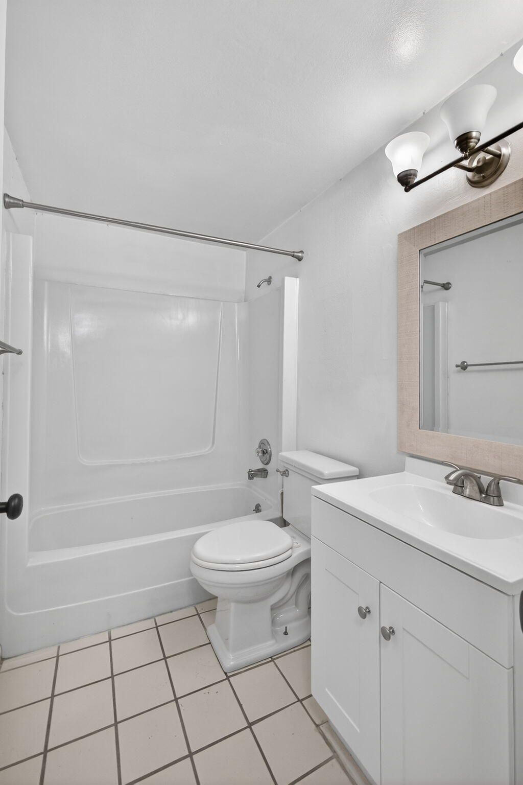 10821 N Military Trail, Unit 3, Palm Beach Gardens, FL 33410 Photo