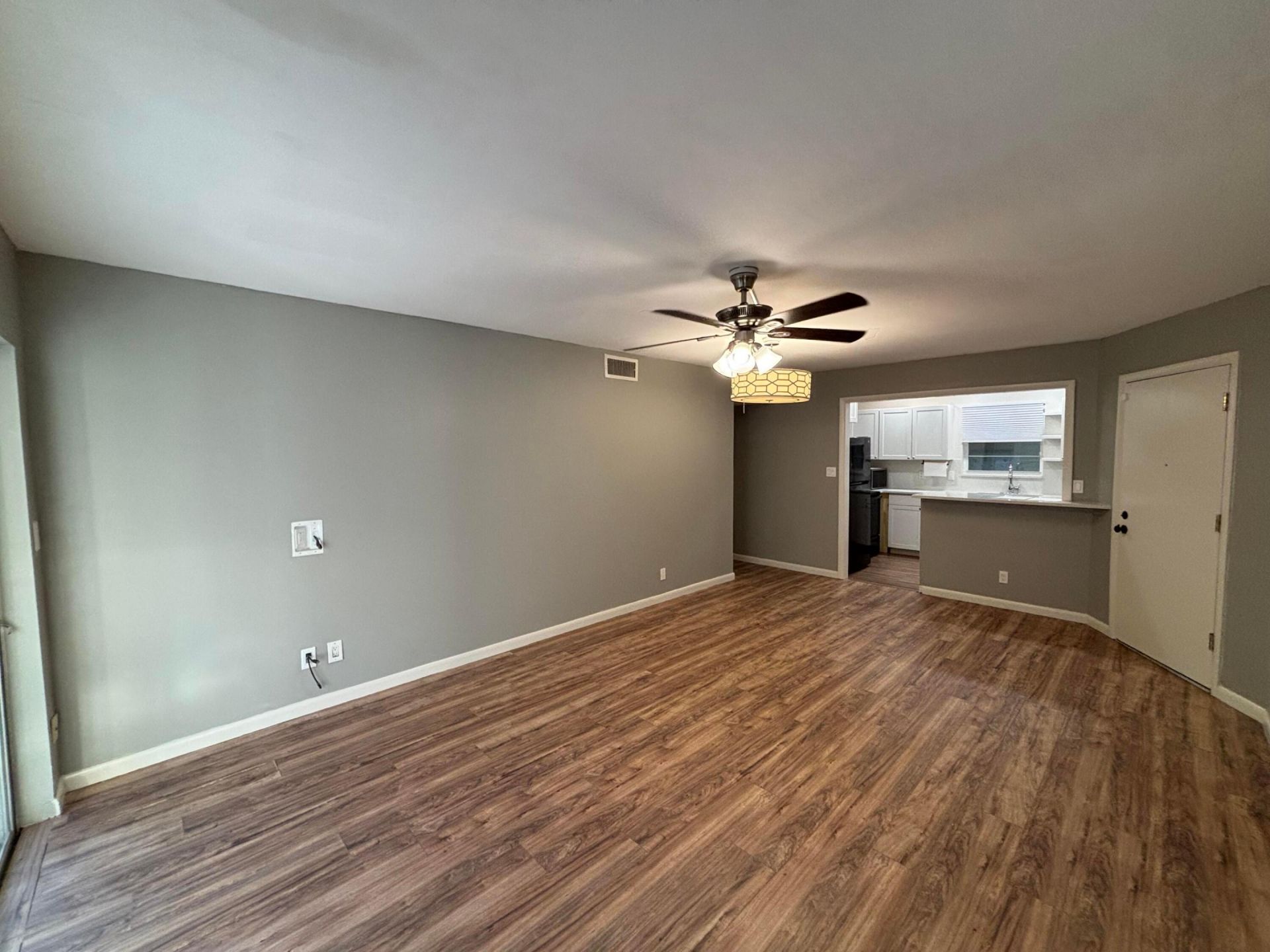 10821 N Military Trail, Unit 3, Palm Beach Gardens, FL 33410 Photo