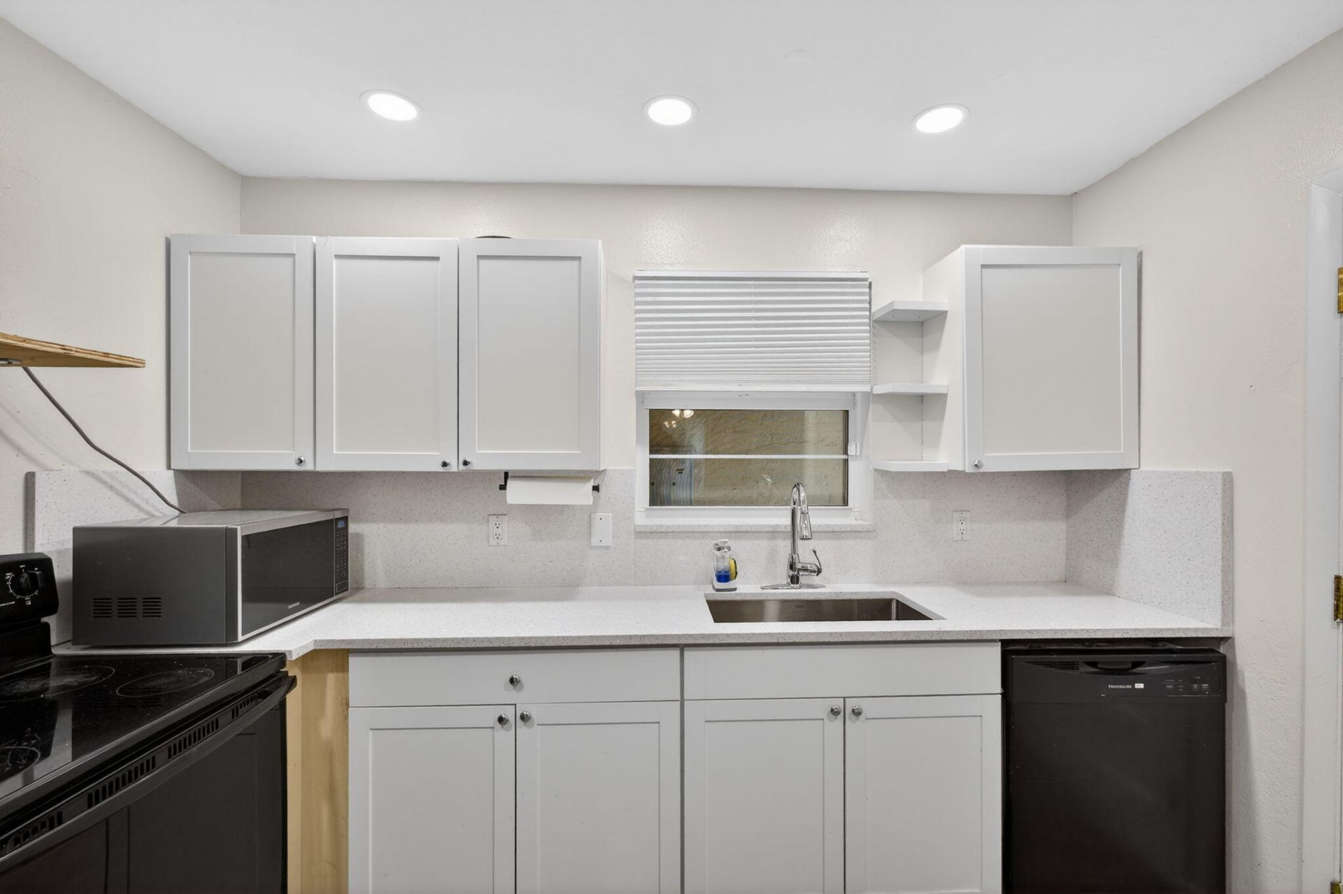 10821 N Military Trail, Unit 3, Palm Beach Gardens, FL 33410 Photo