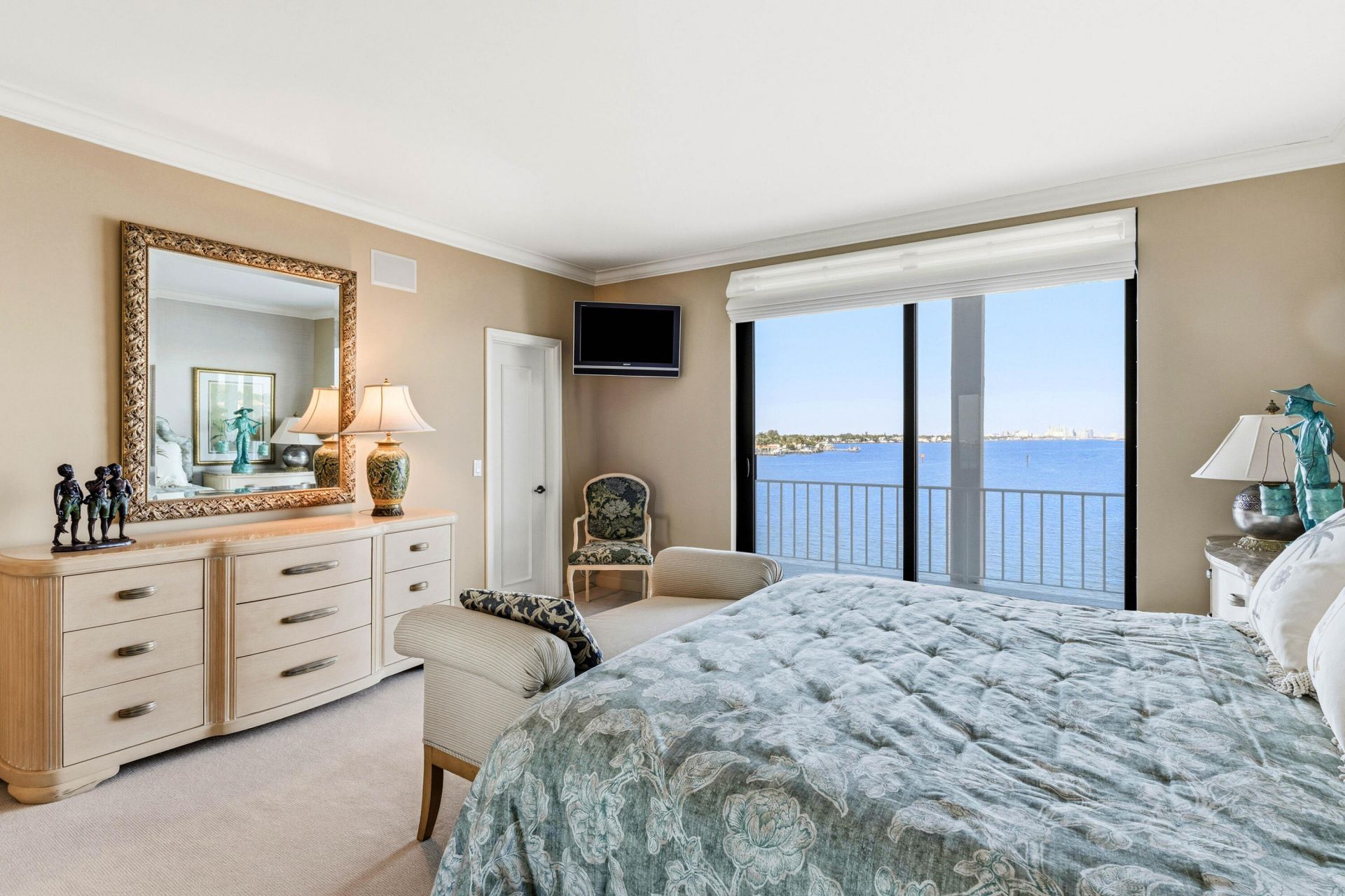 2150 Ibis Isle Road, Unit 15, Palm Beach, FL 33480 Photo