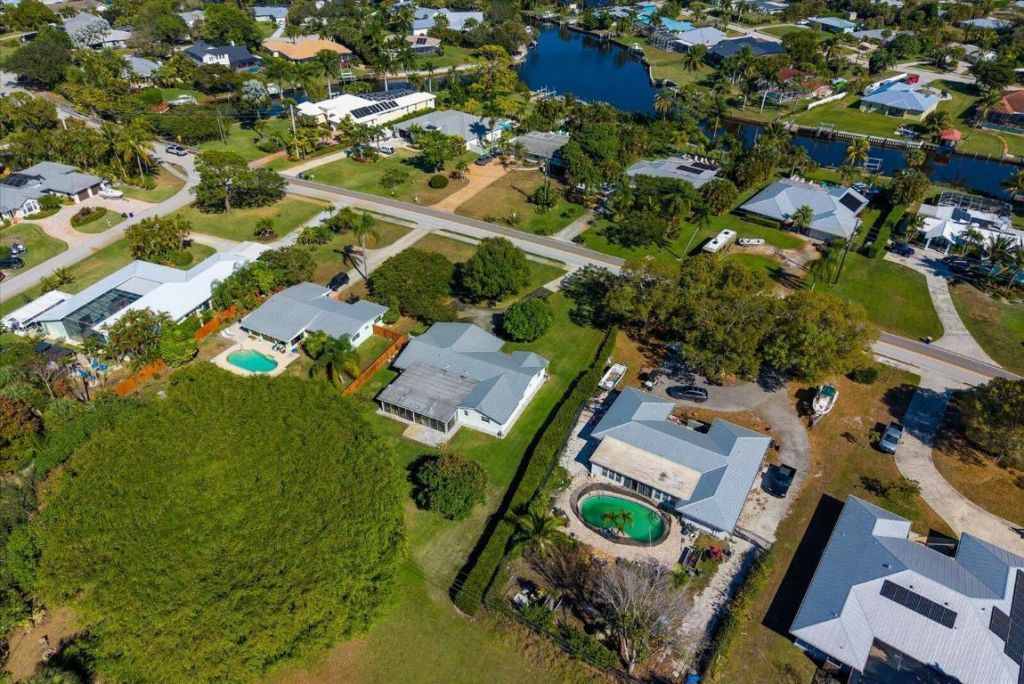 1346 NW Pine Lake Drive, Stuart, FL 34994 Photo