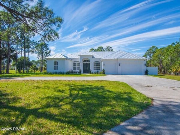 2255 82nd Avenue SW, Vero Beach, FL 32968