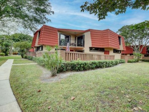 8279 Severn Drive, Unit C, Boca Raton, FL 33433
