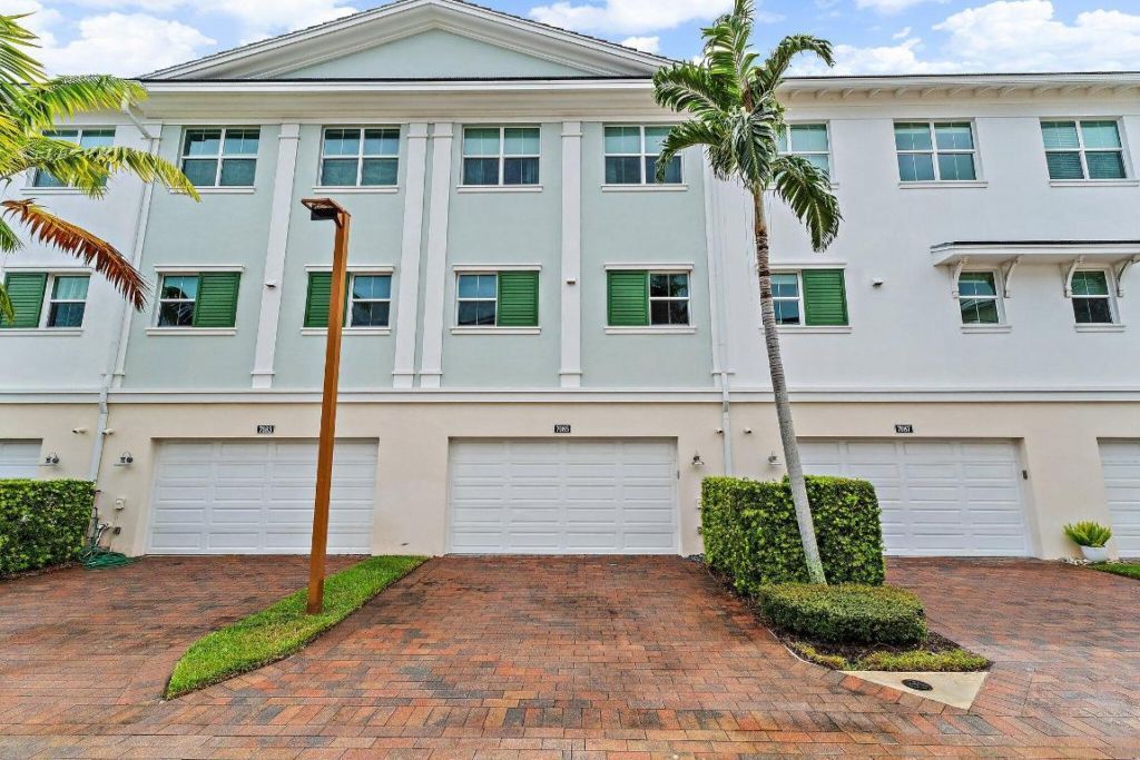 7085 Edison Place, Palm Beach Gardens, FL 33418 Photo