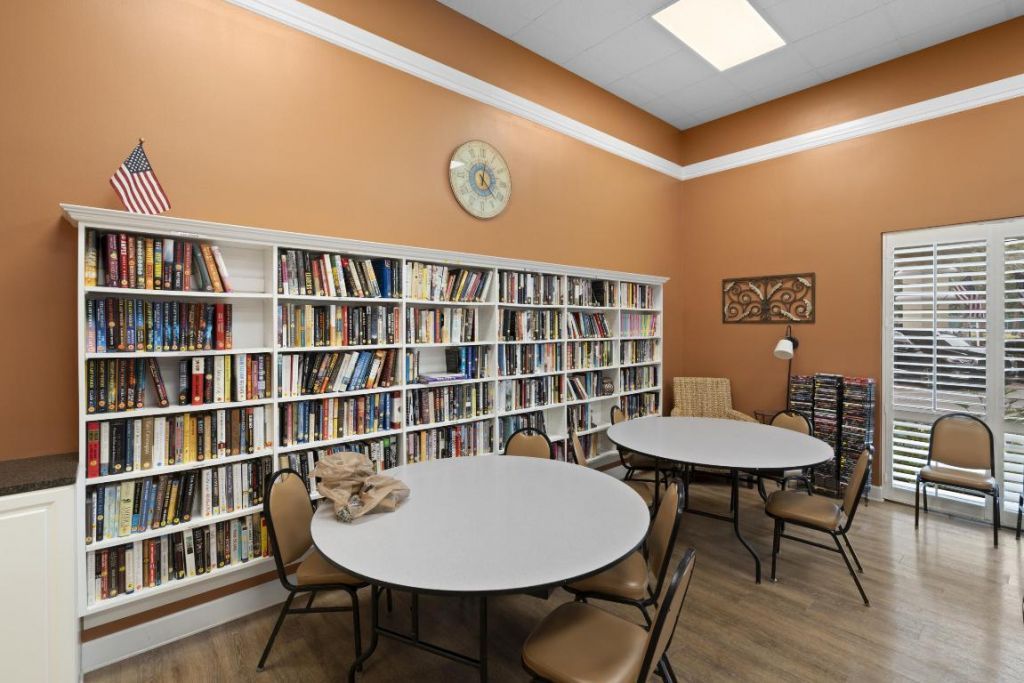 599 NW San Remo Circle, Port Saint Lucie, FL 34986 Photo