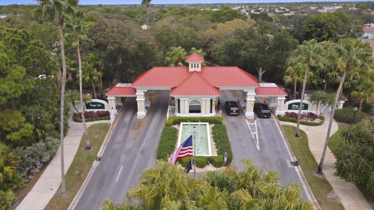 599 NW San Remo Circle, Port Saint Lucie, FL 34986 Photo