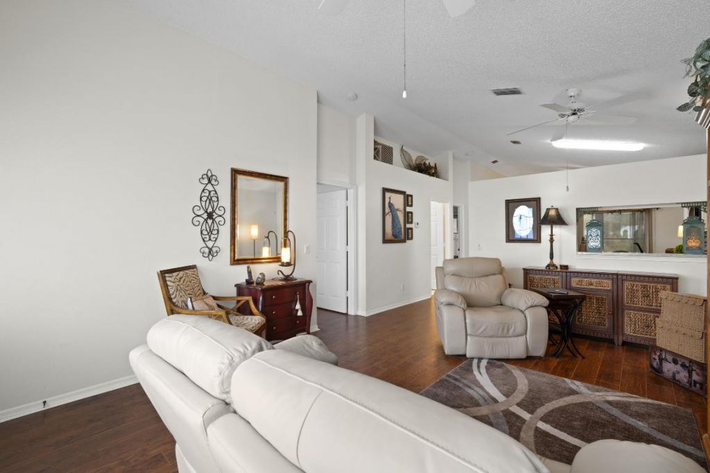 599 NW San Remo Circle, Port Saint Lucie, FL 34986 Photo