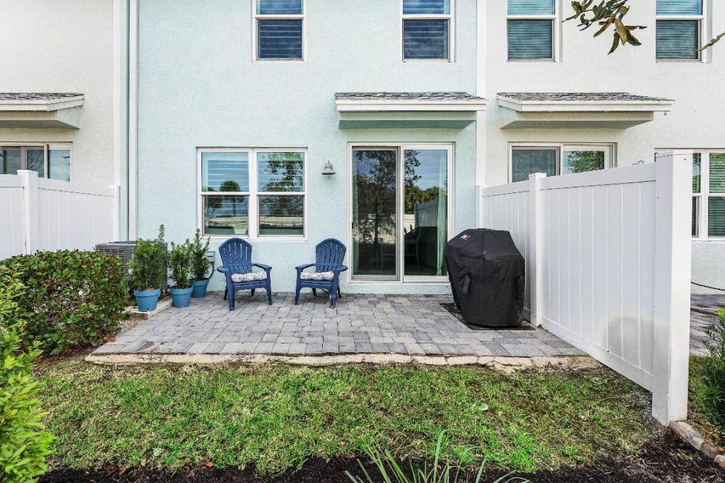 329 SE Halifax Lane, Stuart, FL 34994 Photo