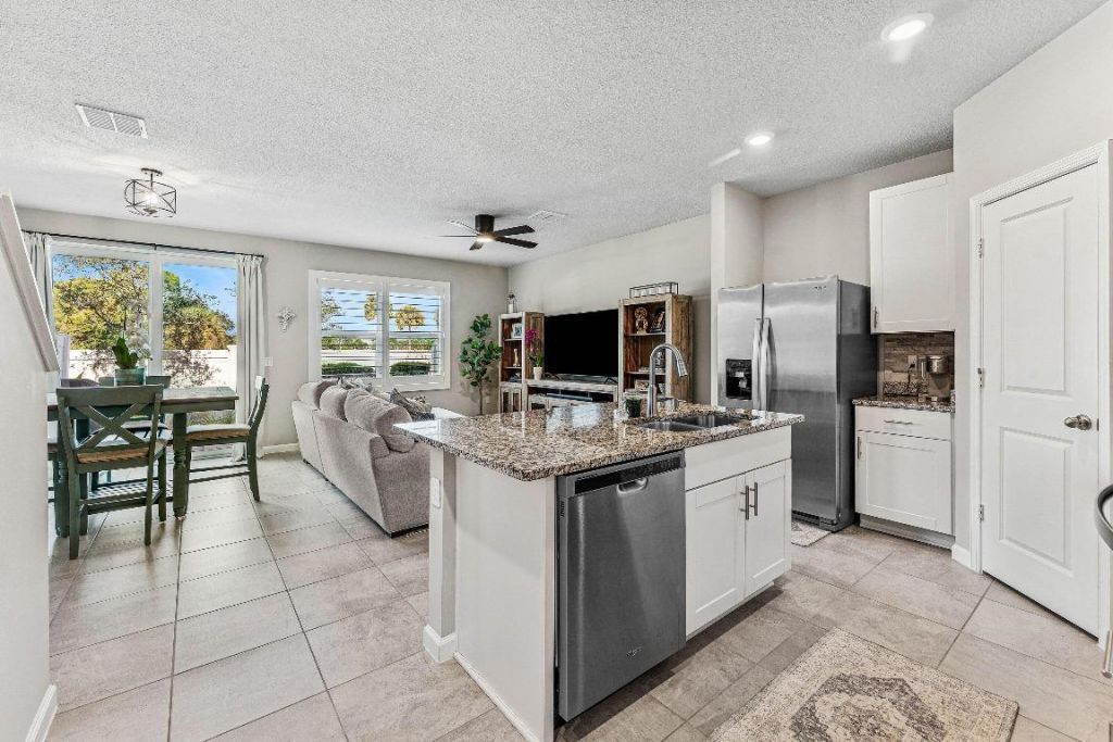 329 SE Halifax Lane, Stuart, FL 34994 Photo
