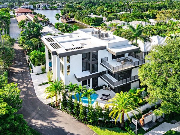 810 Andrews Avenue, Delray Beach, FL 33483