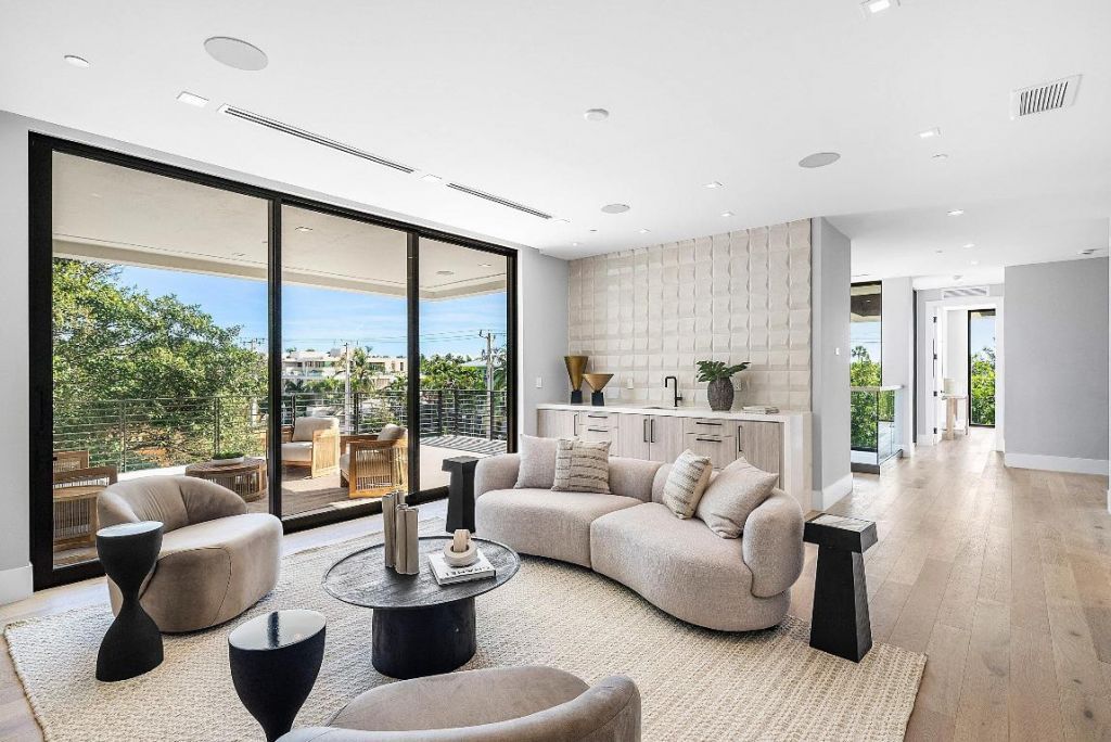 810 Andrews Avenue, Delray Beach, FL 33483 Photo