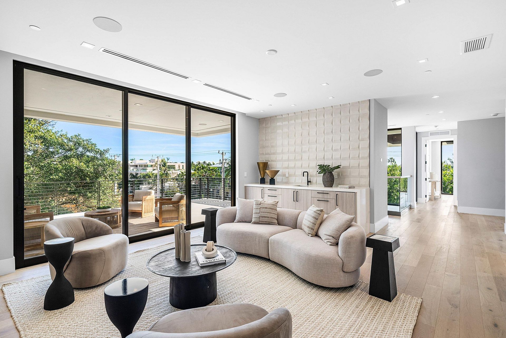 810 Andrews Avenue, Delray Beach, FL 33483 Photo