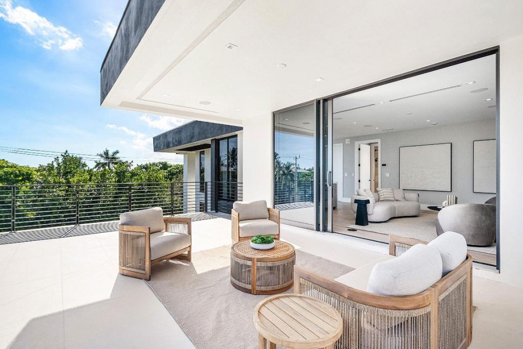 810 Andrews Avenue, Delray Beach, FL 33483 Photo