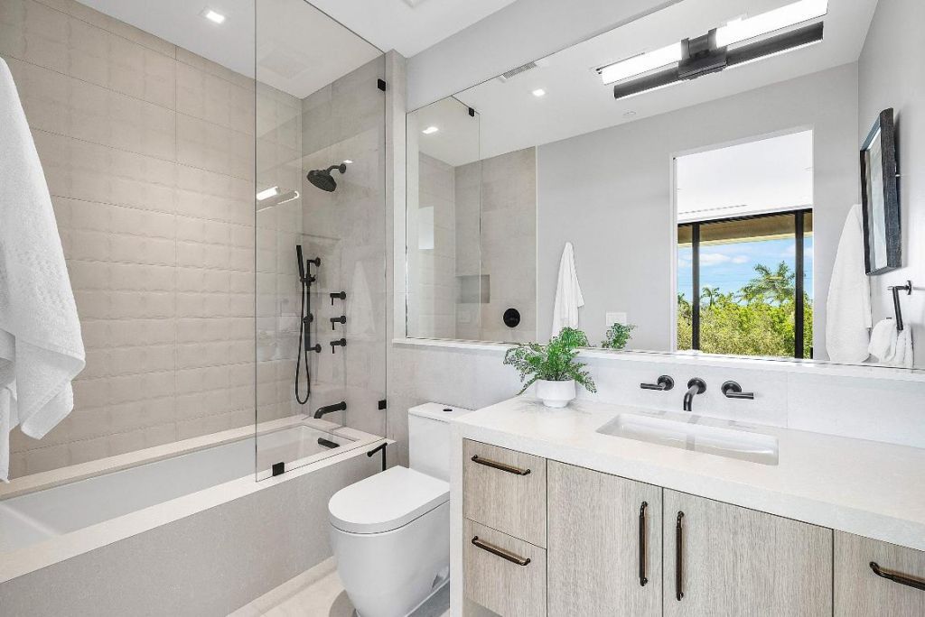 810 Andrews Avenue, Delray Beach, FL 33483 Photo