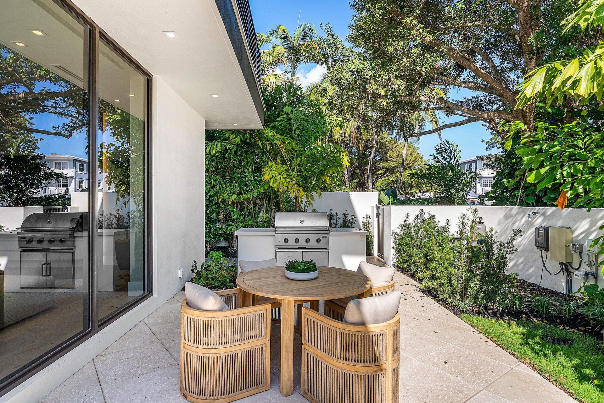 810 Andrews Avenue, Delray Beach, FL 33483 Photo