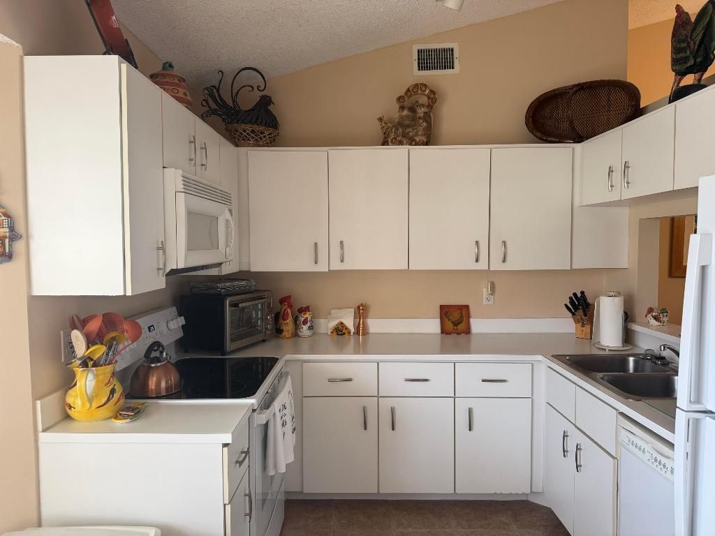 6001 Parkwalk Drive, Unit 1116, Boynton Beach, FL 33472 Photo