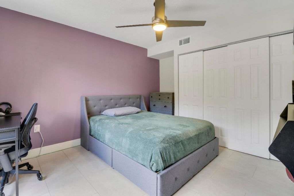 1114 11th Terrace, Palm Beach Gardens, FL 33418 Photo