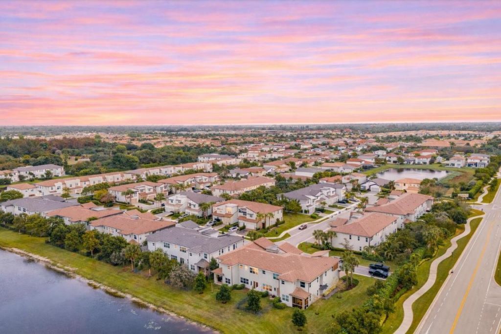 9059 Kingsmoor Way, Lake Worth, FL 33467 Photo