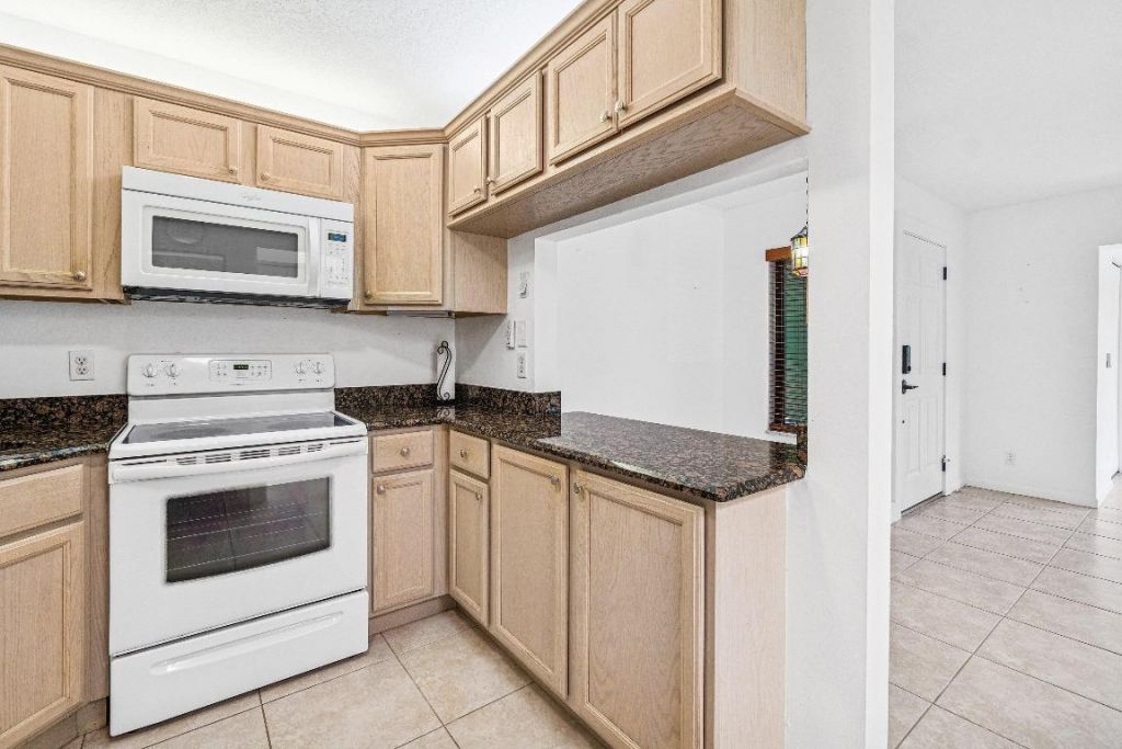 535 Shady Pine Way, Unit C1, Greenacres, FL 33415 Photo