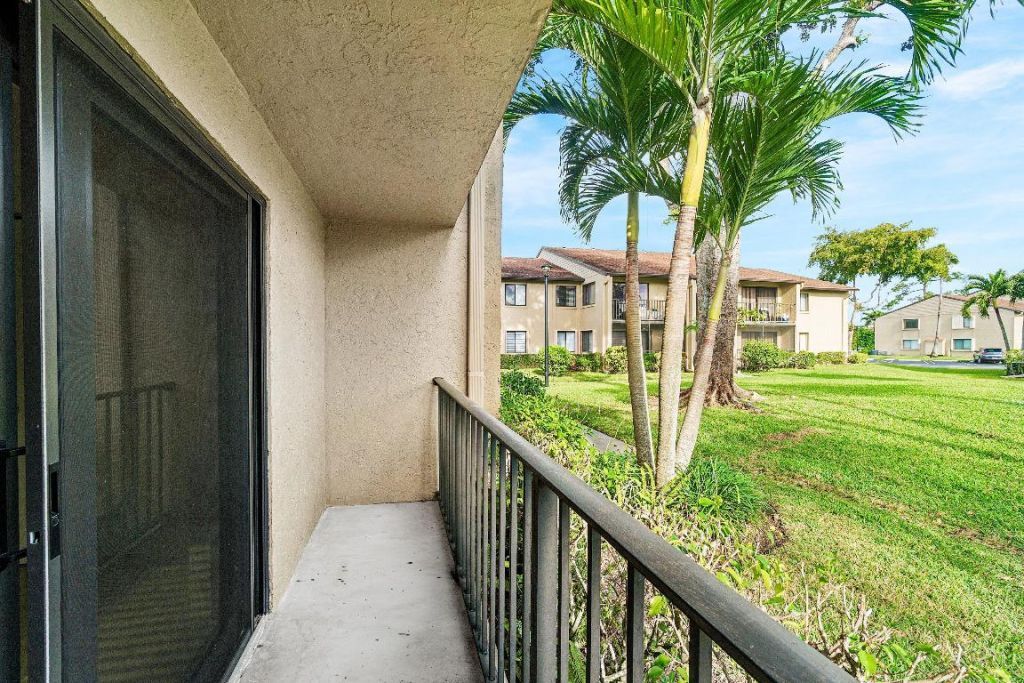 535 Shady Pine Way, Unit C1, Greenacres, FL 33415 Photo