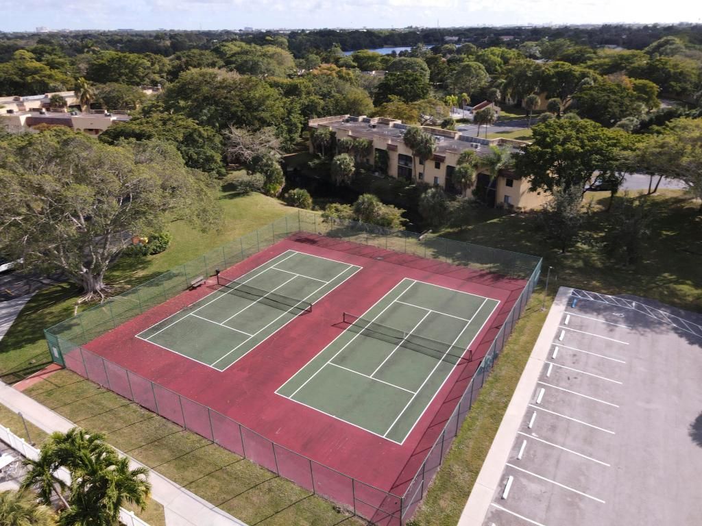 830 SW 9th Street Circle, Unit 104, Boca Raton, FL 33486 Photo