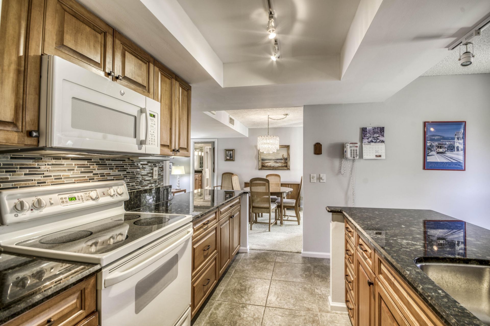 5250 Woodland Lakes Drive, Unit 226, Palm Beach Gardens, FL 33418 Photo