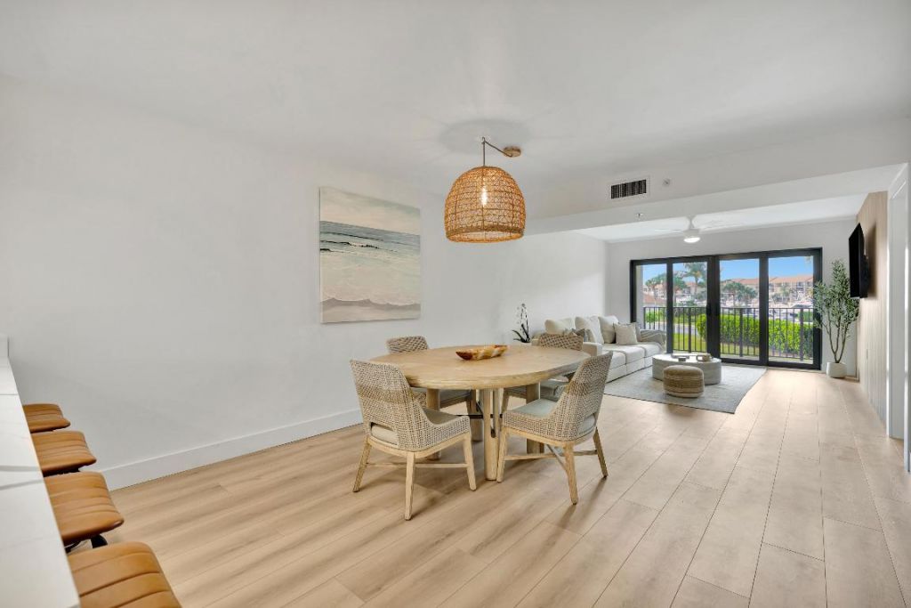 501 Seafarer Circle, Unit 204, Jupiter, FL 33477 Photo