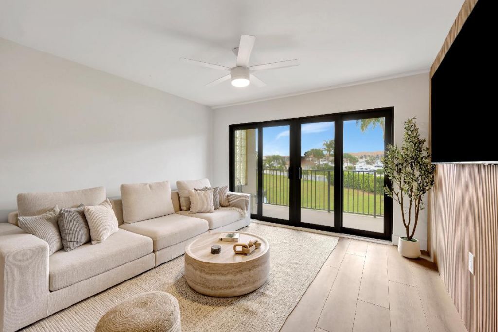 501 Seafarer Circle, Unit 204, Jupiter, FL 33477 Photo