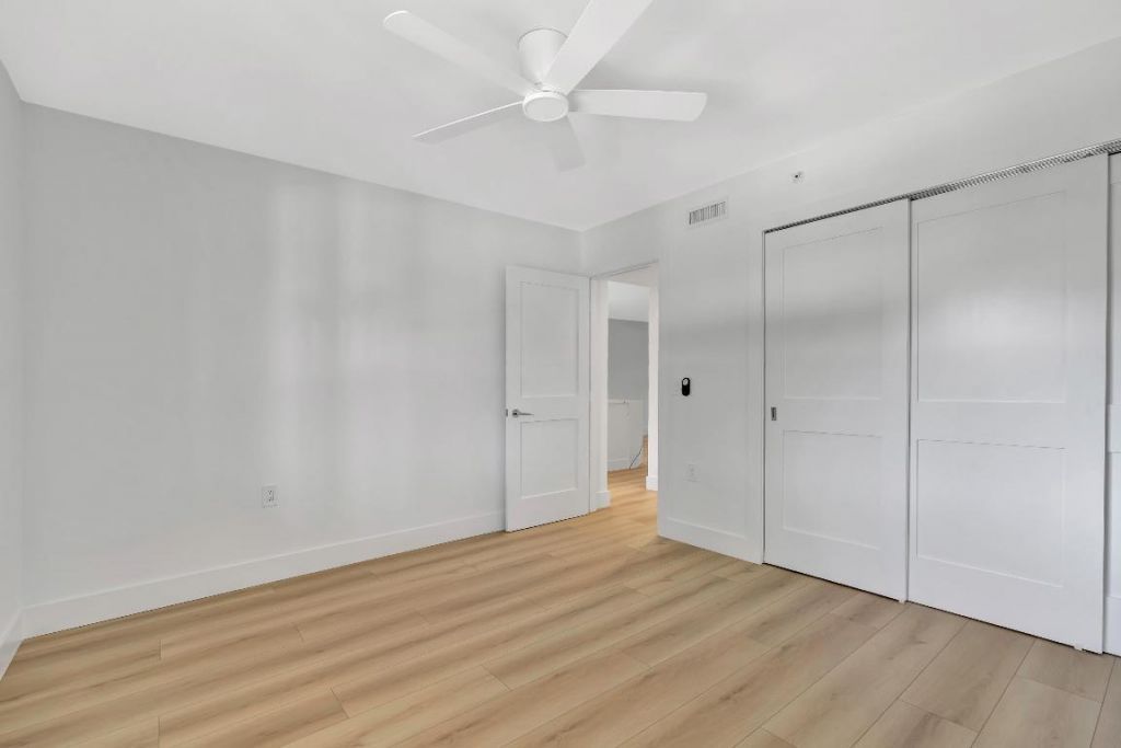 501 Seafarer Circle, Unit 204, Jupiter, FL 33477 Photo