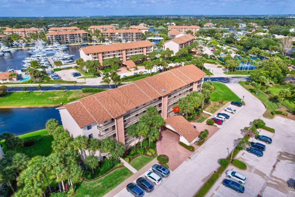 501 Seafarer Circle, Unit 204, Jupiter, FL 33477 Photo