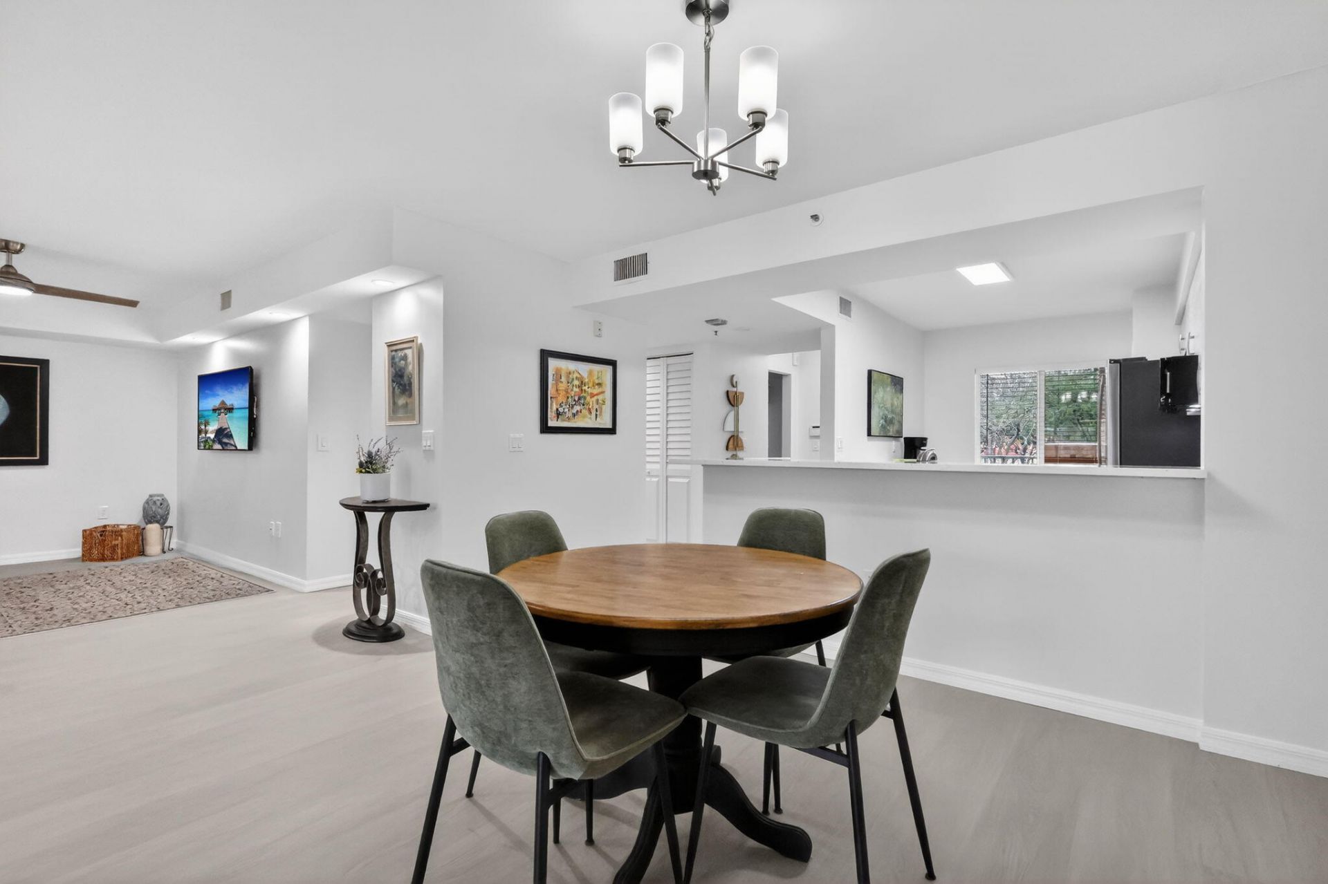 12547 Imperial Isle Drive, Unit 204, Boynton Beach, FL 33437 Photo