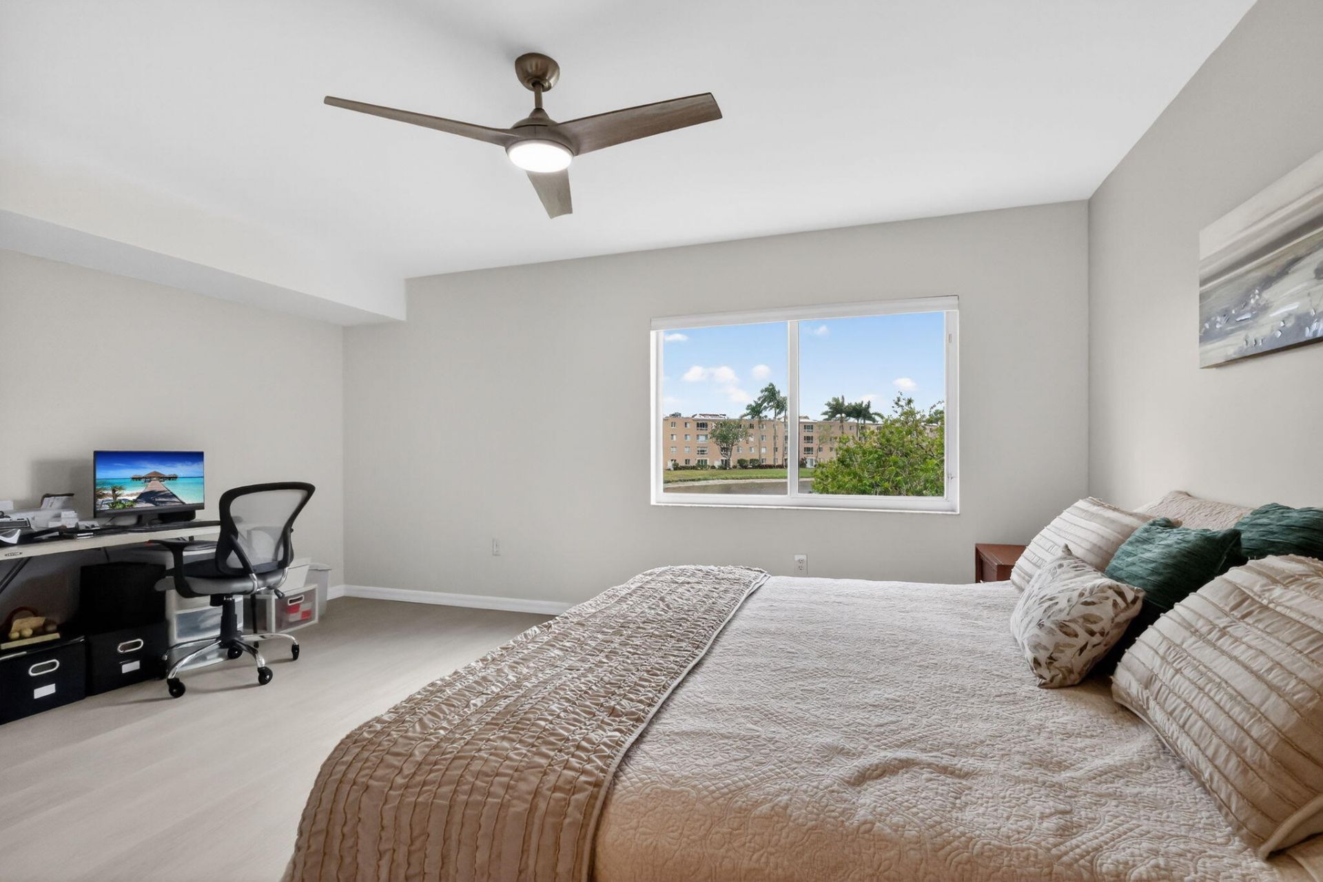 12547 Imperial Isle Drive, Unit 204, Boynton Beach, FL 33437 Photo